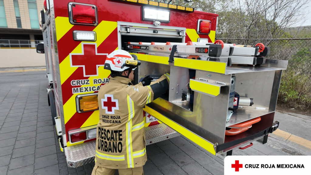 Equipo de rescate en accidente